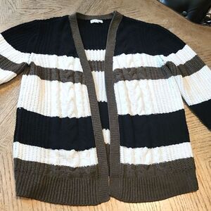 Cozy knit jacket size L Derek heart only worn one time